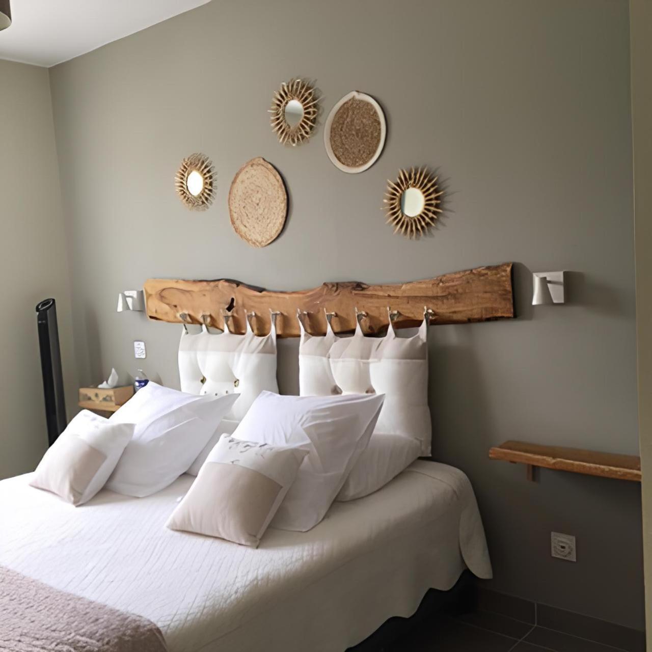 La Sarlamandre, Chambres Et Table D'Hotes Marcillac-Saint-Quentin Exteriér fotografie