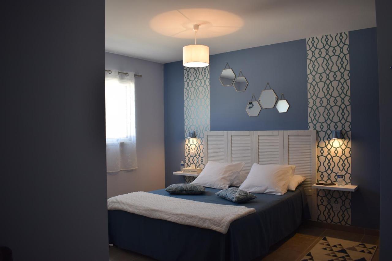 La Sarlamandre, Chambres Et Table D'Hotes Marcillac-Saint-Quentin Exteriér fotografie